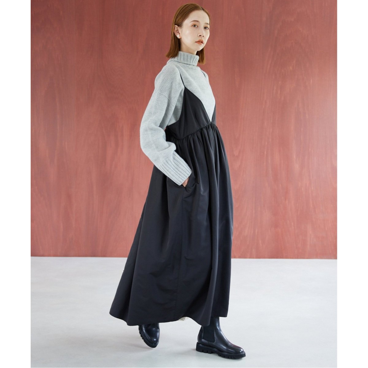 スローブイエナ タフタギャザーキャミワンピース タフタ ギャザーキャミワンピース | スローブ イエナ(SLOBE IENA