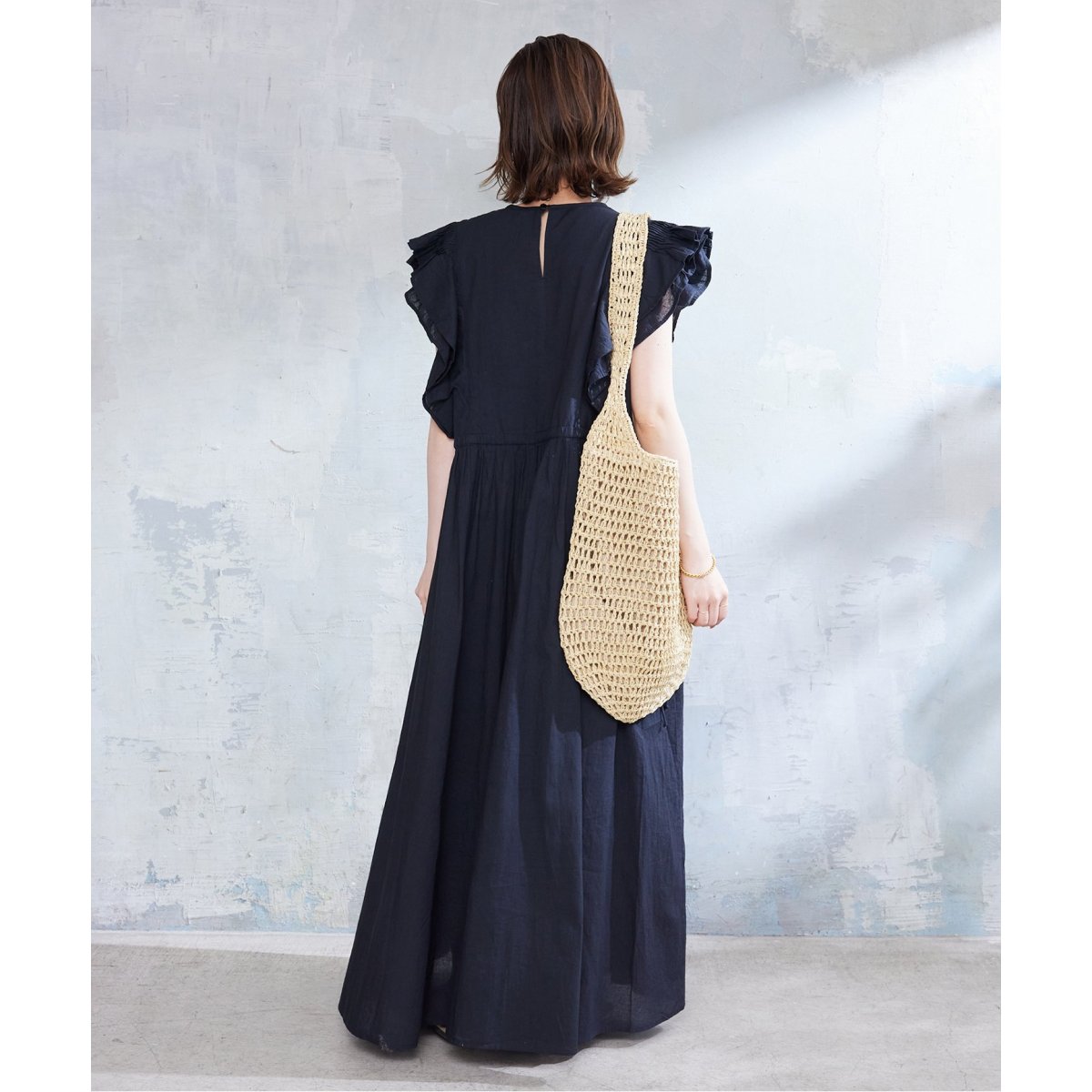 【美品】SLOBE IENA ピンタックフリルワンピース　黒 SLOBE IENA ピンタックフリルワンピース