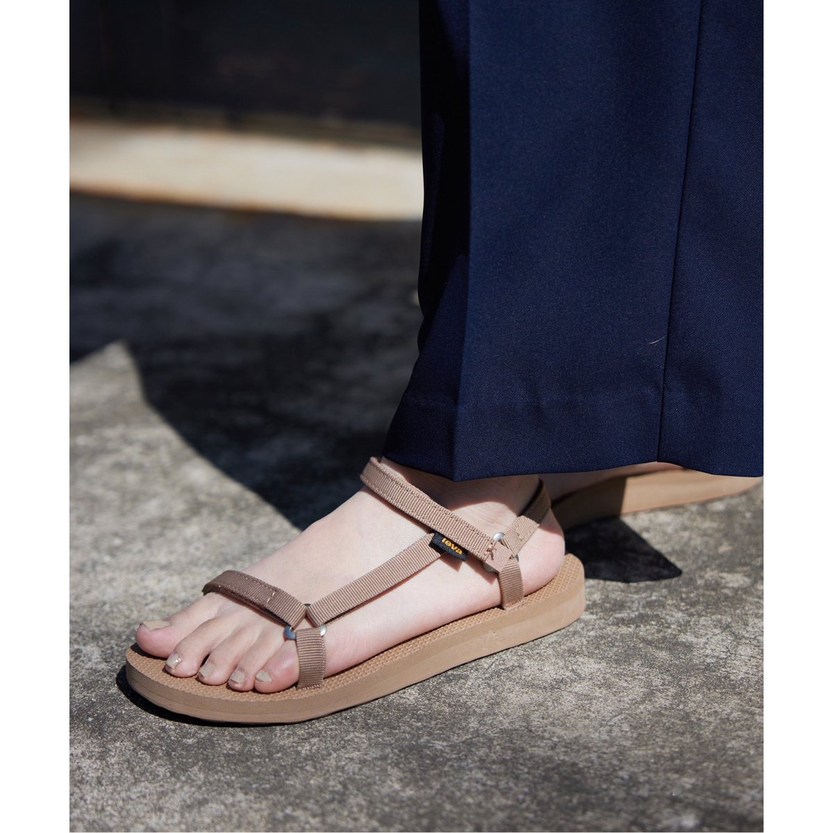 Teva/テバORIGINAL UNIVERSAL SLIM　BEIGE 24 Original Universal Slim