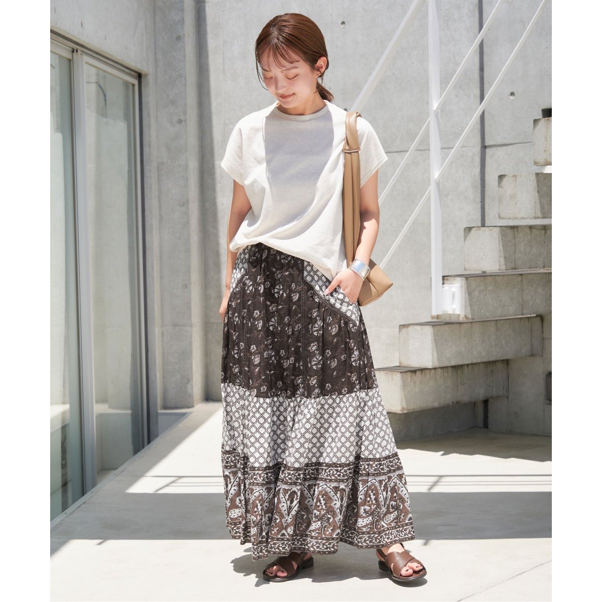 新品✨ SLOBE IENA インドパネルプリントトリミング スカート SLOBE IENA（スローブイエナ）の「インドパネルプリント