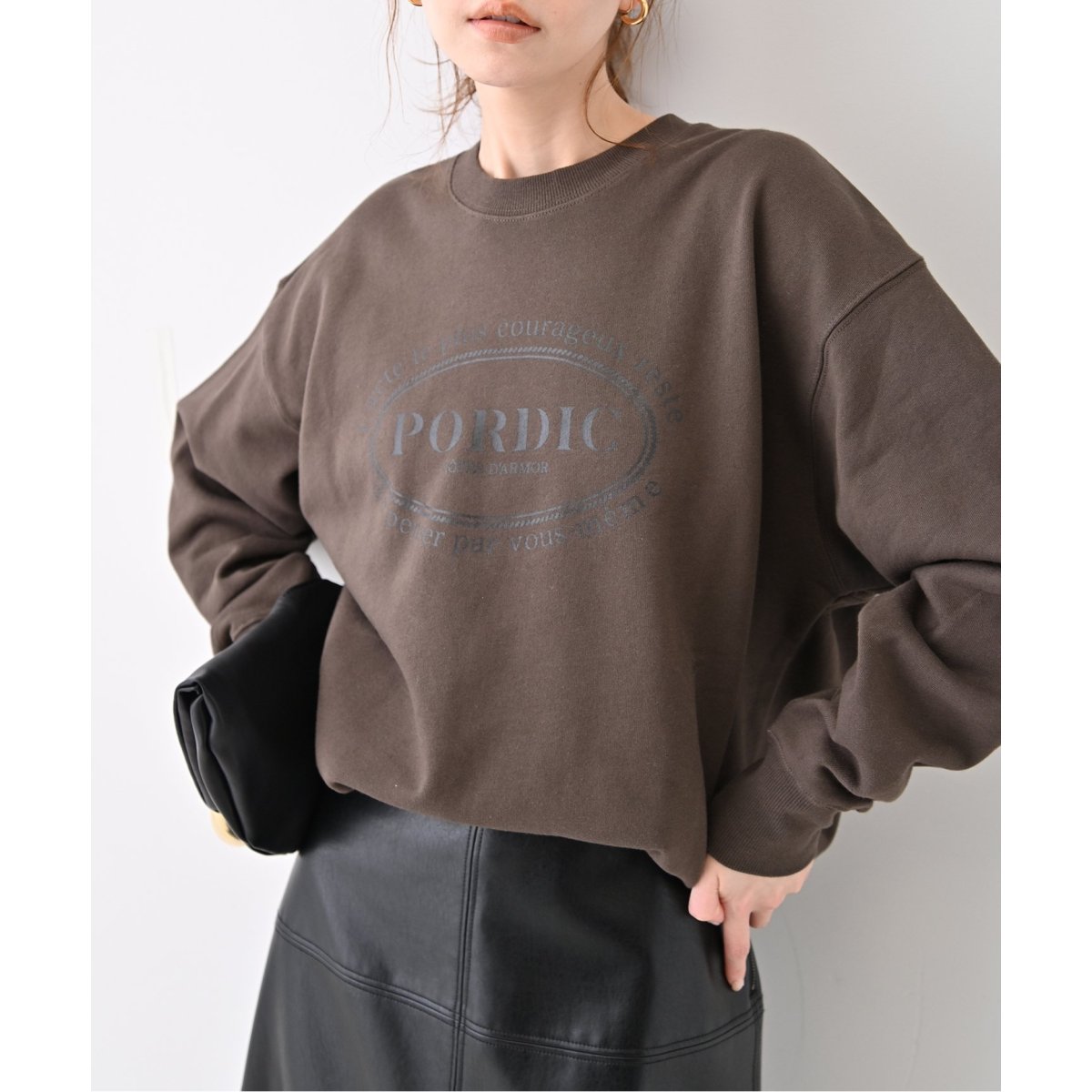 81BRANCA/ハチイチブランカ SLOBE別注 ロゴスウェット
