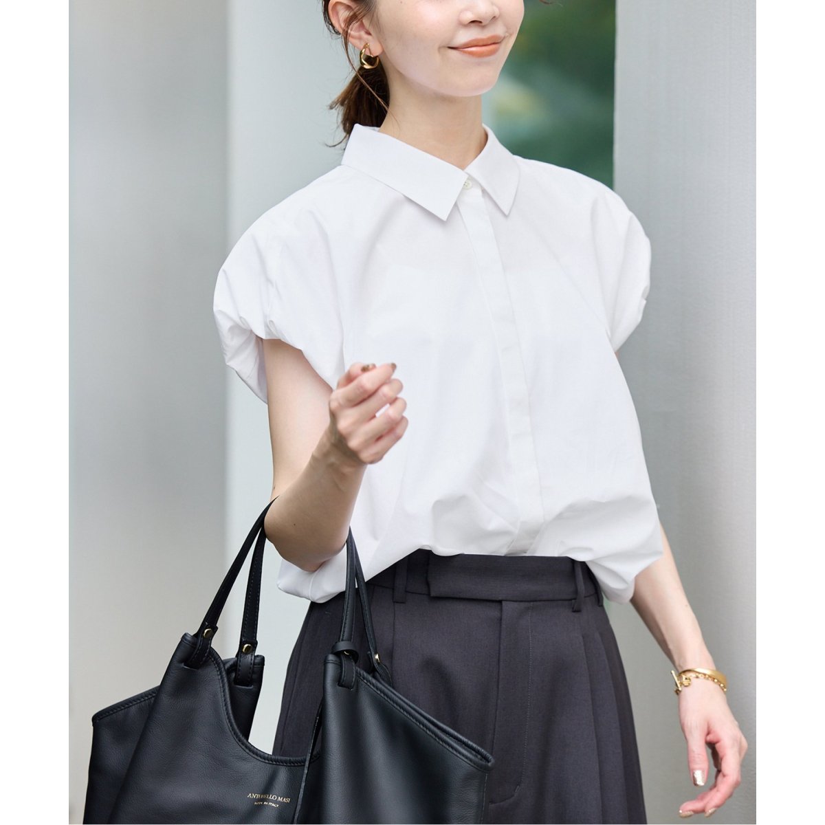 美品＊レサージュ リネン混Vネックブラウス アイボリー 半袖 洗える 日本製 Futier Land 速乾 ブラウス シャツ レディース Vネック 半袖