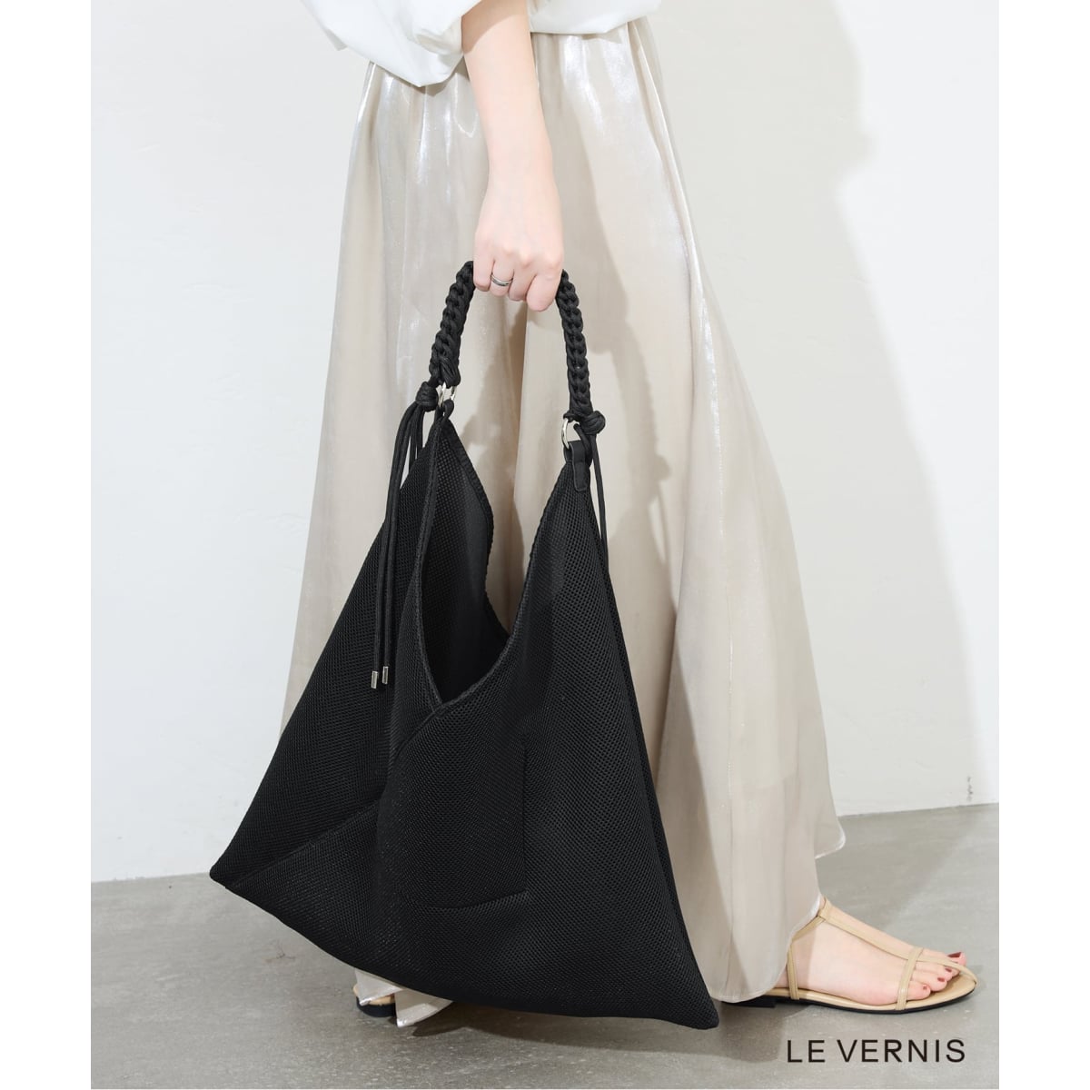 WEB限定》LE VERNIS パラコードハンドルメッシュバック 235-211505 