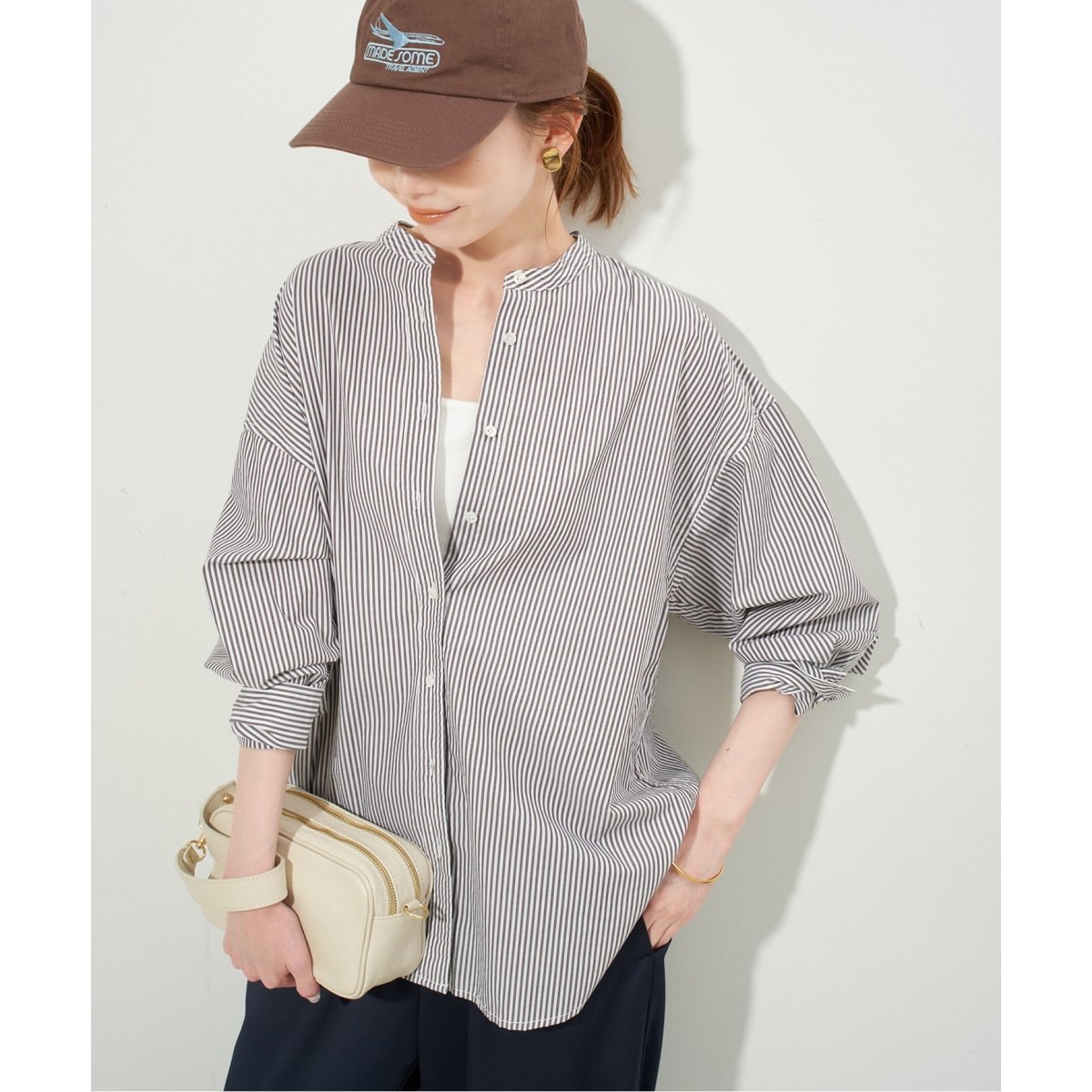 新品40%OFF♪ SLOBE IENA コットンスタンドフリルブラウス ピンク コットンスタンドフリルブラウス（シャツ／ブラウス）｜SLOBE