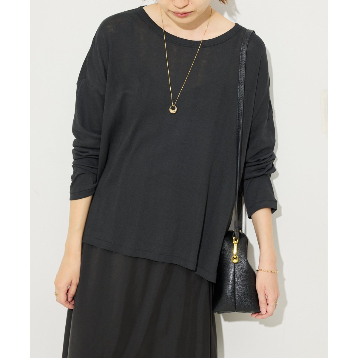 最終値下げ　完売品　シースループルオーバー　BLACK　黒 最終値下げ完売品シースループルオーバーBLACK黒