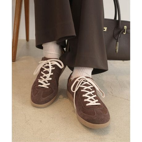 [^:25093913003430]J[ɂĕД̔J[F[J[J[O[B(008)FGRAYuE(020)FBROWNy2025AWzSLOBE IENAp̘V܃t@Ng[uhɕʒW[}g[i[BǂSLOBEłȂʒJ[ŁAقȂQF̃V[XZbg܂ByʂŃNbVɂDĂ܂AɎ₷vCX́BV[Ygh̃XEF[htɎ1łBTCYɂ35F22.5`23cm36F23`23.5cm37F23.5`24cm38F24`24.5cm39F24.5`25cmV[[XɂăO[BFnGN{O[uEFnGN{uEyLe Sans Pareil/ T pCz1894NnƃtX̘V܃t@Ng[uhBtXE[knŃfVƃ{j[ɂđnƂꂽV܃t`[NEFAuhłBuLe Sans Pareilv́AtXŁuނ̂Ȃ́vƂӖA𗠕t悤ɁȀi̓Be[W}[PbgŔɐlC̃t`[NuḧɂȂĂ܂B̏íASLOBE IENAł̎舵ɂȂ܂BړX܂ւ₢킹̍ۂSLOBE IENAX܂ւ肢v܂BƖ̊֌WɂAۂFČꍇ܂B܂p\REX}[gtHȂǂ̊ɂA኱iƉ摜̃J[قȂꍇ܂B\߂Bi̐F́AiAbv摜QƂB