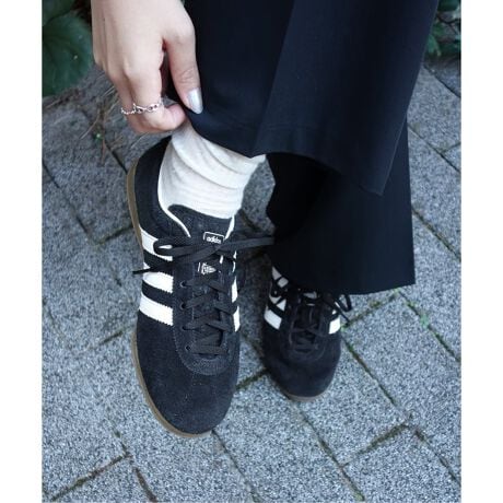 [^:25093913002530]iԁFJR8886/JR5744 J[ɂĕД̔J[F[J[J[ubN(001)FRAubNbh(060)Fx^[XJ[bg y2025AWzSLOBE IENA[vt@C̃VGbgAXG[hAbp[ɁAVZeBbNU[̃fBe[~bNXꂽfByadidas originals / AfB_X IWiXzXg[gX|[cEGAuhƂ2001NɓoꂵuAfB_X IWiXvB1972N1995N܂ŁuadidasЁṽJpj[SgtHCSiOt̃SjɂAAX[ĝ߂ɊJꂽv_Ng̕iÃ݂gh𔽉fV샂fR{[Vɂv_Ng܂ŁALiWJ́B̏íASLOBE IENAł̎舵ɂȂ܂BړX܂ւ₢킹̍ۂSLOBE IENAX܂ւ肢v܂BƖ̊֌WɂAۂFČꍇ܂B܂p\REX}[gtHȂǂ̊ɂA኱iƉ摜̃J[قȂꍇ܂B\߂Bi̐F́AiAbv摜QƂB