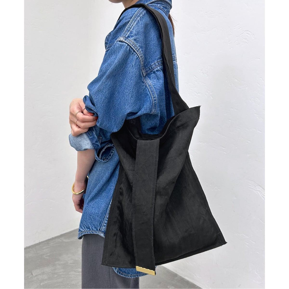 OUTDOOR/アウトドア】SLOBE別注 キルティングトートバッグ