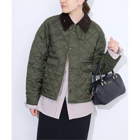 [^:25020913000230]iԁFMQU18020L71 J[ɂĕД̔J[F[J[J[J[L(036)FSAGE y2025AWzSLOBE IENAtCtBbVOp̃WPbgƂ1980NɒalC̃fwSPEYxx[XɂLeBÕWPbgłBnBarbourԂ̃_ChLg̗pĂAZ̃RpNgȃVGbgŁALCڂɒȂ1łByBarbour/ouA[z1894NnƂ̉p㗬K̃AEghAECtX^ČuhBkC̕sȓV̌œv⋙tA`pJ҂̂߂ɁAhAϋv̍IChNXWPbg񋟂̂n܂B^Ȃ̂ÂƂ̕íACMXpBiCEgjƂĔF߂ĂB݂ł̓AEghA[XłȂAt@bVƂĎ̃X^Cɂ̂lXɐȐlCւĂ܂B̏íASLOBE IENAł̎舵ɂȂ܂BړX܂ւ₢킹̍ۂSLOBE IENAX܂ւ肢v܂BƖ̊֌WɂAۂFČꍇ܂B܂p\REX}[gtHȂǂ̊ɂA኱iƉ摜̃J[قȂꍇ܂B\߂Bi̐F́AiAbv摜QƂBpX^btgF162cm @pTCYF36ڍגpX^btgF162cm @pTCYF36