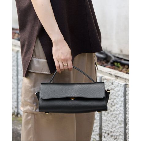 [^:25092913000430]iԁFLISA J[ɂĕД̔J[F[J[J[ubN(001)F0000x[W(027)F65891y2025AWzSLOBE IENAC^AuhALORISTELLÃ~j}ȃ~j}̓nhobOB\ʂɂȂAx[VbNȃX^CȂ̂ŁAiȈۂɁBtbvtŁAp˔1_łByLORISTELLA/Xebz2002NC^AAAubcHBɂđnƂꂽuhAXebBfUCAp^[At@ubNAD܂œOꂵMade in italyɂA_ŃX^CbVȃtHɃtF~jȗvfꂽfUClCB̏íASLOBE IENAł̎舵ɂȂ܂BړX܂ւ₢킹̍ۂSLOBE IENAX܂ւ肢v܂BƖ̊֌WɂAۂFČꍇ܂B܂p\REX}[gtHȂǂ̊ɂA኱iƉ摜̃J[قȂꍇ܂B\߂Bi̐F́AiAbv摜QƂB