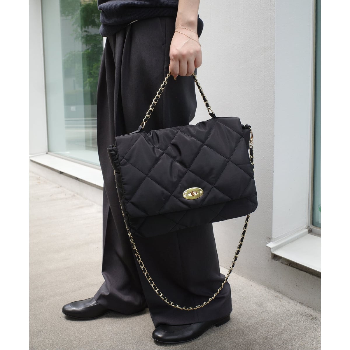 SLOBE IENA スローブイエナクリスチャンヴィラ ラウンドショルダー