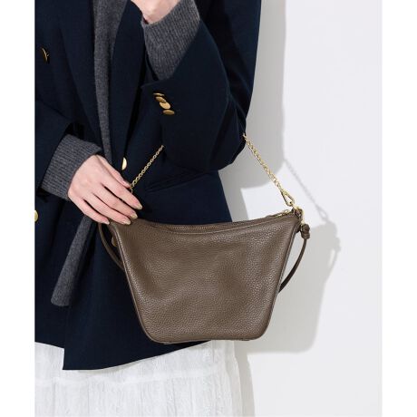 [^:25092913002740]iԁFDI-3601-DOД̔J[F[J[J[ubN(001)FD28NEROx[WA(028)FD401TAUPEy2025AWzSLOBE IENAyAULENTTI/IEeBzAULENTTI2019NɃX^[gobOuhłBobOYƂ̐ȃC^AEtBcF𒆐SƂC^Ãt@Ng[ŐYĂ܂BC^A̎̍v𑽂gpBC^AU[͊v̎ނH@lXŉ[͂̂郌U[ƂȂĂ܂B@\gh܂łlXȃX^CꏊAʂɍ킹obOoĂB̏íASLOBE IENAł̎舵ɂȂ܂BړX܂ւ₢킹̍ۂSLOBE IENAX܂ւ肢v܂BƖ̊֌WɂAۂFČꍇ܂B܂p\REX}[gtHȂǂ̊ɂA኱iƉ摜̃J[قȂꍇ܂Bi̐F́AiAbv摜QƂB