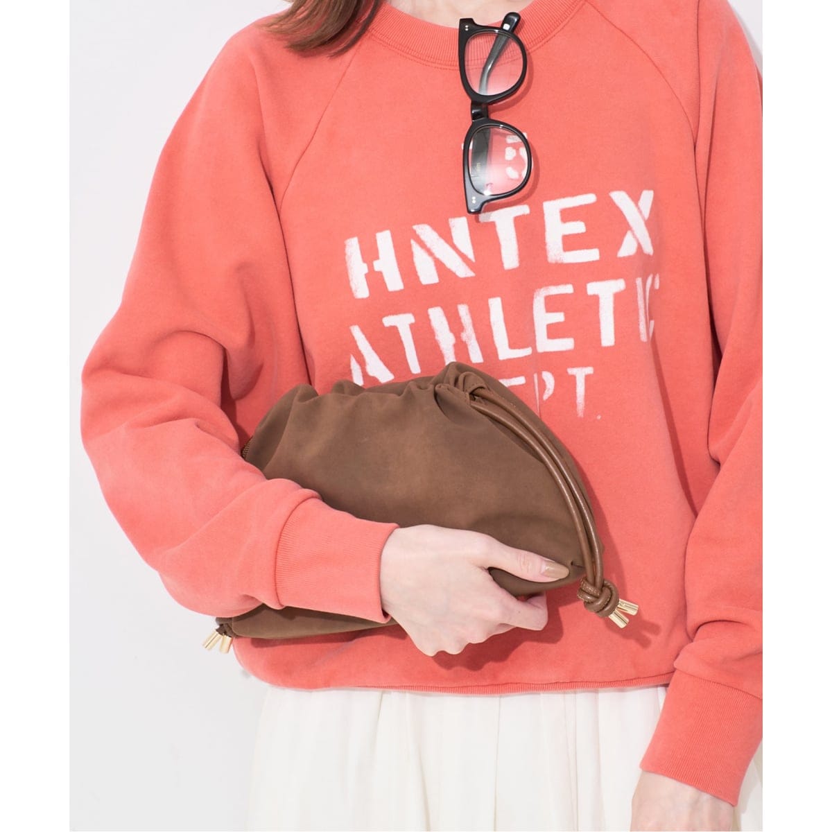 IENA  ビーズバック　ピンク 処分価格IENA バッグ ビーズ刺繍 - メルカリ