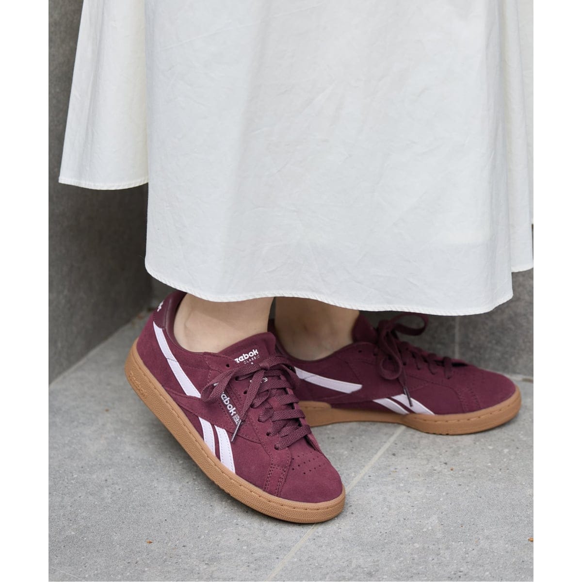 [�}���C]Reebok/���[�{�b�N CLUB C GROUNDS UK 131885/�X���[�u �C�G�i�iSLOBE IENA�j �p�[�v��