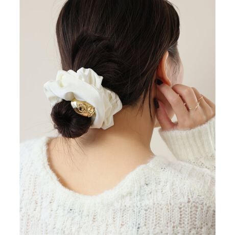 [^:25091913001940]J[ɂĕД̔J[F[J[J[ubN(001)FBLACK/GOLDzCg(010)FWHITE/GOLDy2025AWzSLOBE IENAyEx-Libris Paris for SLOBE IENAztX̓`IȃCXg[V肪AgGAEx-Libris ParisƂ̃R{[VACeBSLOBE IENAC[WGufUCAJOtB[GOODSɗƂ݂܂BMtgÂJɂ߂ȃVVƃwASSETACeBʁXł̎gp͂łAxAVVGOLDv[gZbgł̒p߁BGũ`[tɂ͂ȂʊoĂ܂ByEx-Libris PariszEx-Libris ParisiGNXuXEpj́A[EC[TƃCS[EeWɂăpŐݗꂽAtX̃CXg[VEnEXłBJX^̖̓fUCAobN̂̃JOtB[AĐElZɂGO[rOijƂĂ܂BׂĂ̍i̓AgGŎ`E蒤ɂĐ삳AtX̓`IȃNtc}Vbv𒉎Ɏ󂯌pł܂Bp̃E{E}VFɂueBbNALauren Easum  Igor Telinge ̓NVbNȖ͊wƃJOtB[̃R[hĉ߂AIȃGKXZ邱ƂŁAtX̃A[EhEB[i炵̌|pj\Ă܂B̏íASLOBE IENAł̎舵ɂȂ܂BړX܂ւ₢킹̍ۂSLOBE IENAX܂ւ肢v܂BƖ̊֌WɂAۂFČꍇ܂B܂p\REX}[gtHȂǂ̊ɂA኱iƉ摜̃J[قȂꍇ܂i̐F́AiAbv摜QƂB