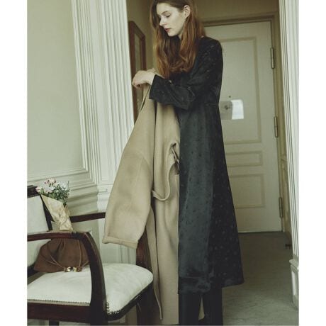 [^:25040912901040]y2025AWzSLOBE IENA habi / X[uCGi nrHabille - nrG[ -hXAbvӖ錾tfSLOBEĂʂIP[WCBi̒ɎU΂鏭̉炵Bꂼ̑؂ȃV[ɁAxŏIȂȂBlŊxƂȂKԂ̂΂ɂhabi܂悤ɁB POINTEp[eB[V[ɂ߁I@VbNȃWK[hfނfhXByfނ̓ẑȂ߂炩ȃTengpB肰Ȃڂ䂭ԕ̃WK[hfނiȈۂɁB yfUCz㔼g̓XbLƂVGbgɂĂAEGXg؂ւtAɍLoX؂₩1Bzf[V[Y𐷂グĂAltF~jȃACełB yR[fBl[gzAƂHȂǂɂ҂̃hXBhabi t@[jbg(i25080912900040)ȂǁAgbvXォ炩ԂăXJ[gɒ܂킷Ƃ\łBV[ɂĕ͋CςăX^COy߂܂B 舵ɂẮAiɂĂi\łmFB̏íASLOBE IENAł̎舵ɂȂ܂BړX܂ւ₢킹̍ۂSLOBE IENAX܂ւ肢v܂BƖ̊֌WɂAۂFČꍇ܂B܂p\REX}[gtHȂǂ̊ɂA኱iƉ摜̃J[قȂꍇ܂B\߂Bi̐F́AiAbv摜QƂBubN(C)pX^btgF176cm @pTCYFt[ubNAlCr[pX^btgF165cm @pTCYFt[ڍגpX^btgF163cm @pTCYFt[