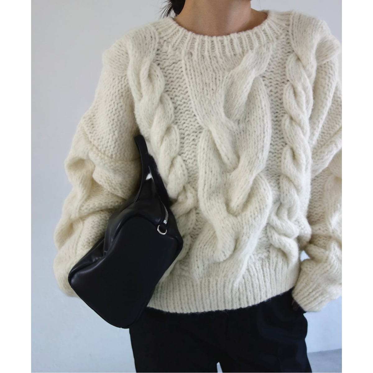 新品　+81BRANCA/ハチイチブランカ SLOBE別注 ケーブルハンドニット 81BRANCA/ハチイチブランカ SLOBE別注 ケーブルハンドニット