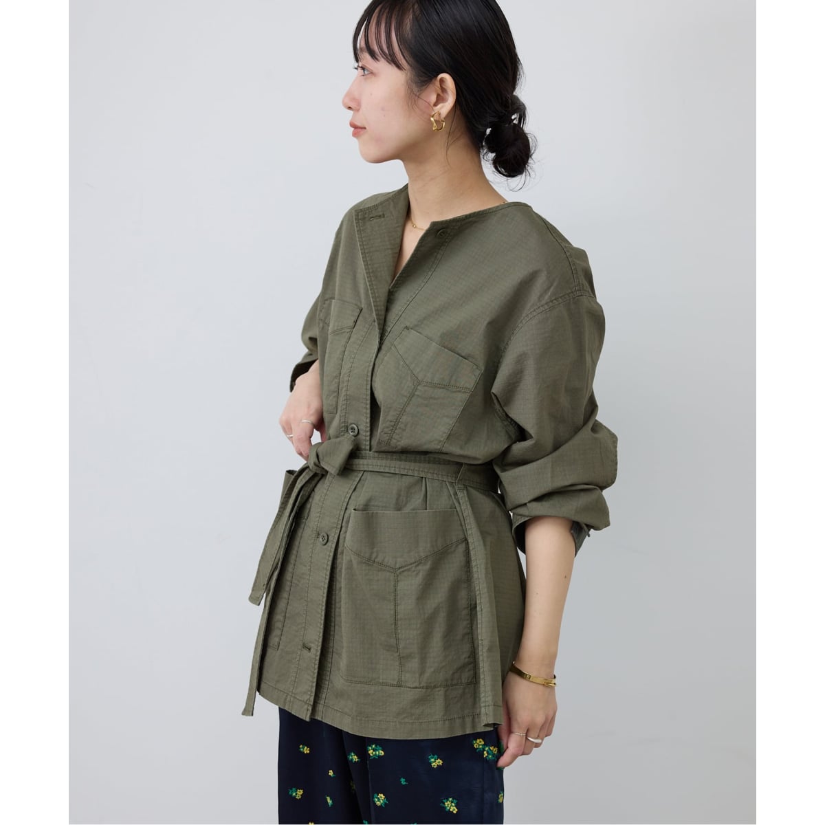 専用スローブIENA 完売品　ノーカラーサファリブルゾン 追加》ノーカラーサファリブルゾン | スローブ イエナ(SLOBE IENA