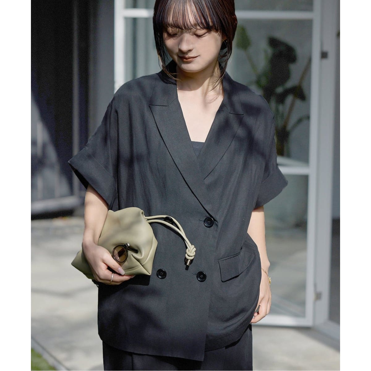 美品 スローブイエナ フロントジップショートブルゾン ノーカラー ベージュ スローブイエナ SLOBE IENA フロントジップショートブルゾン