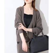 《追加予約》テープヤーンVネックカーディガン