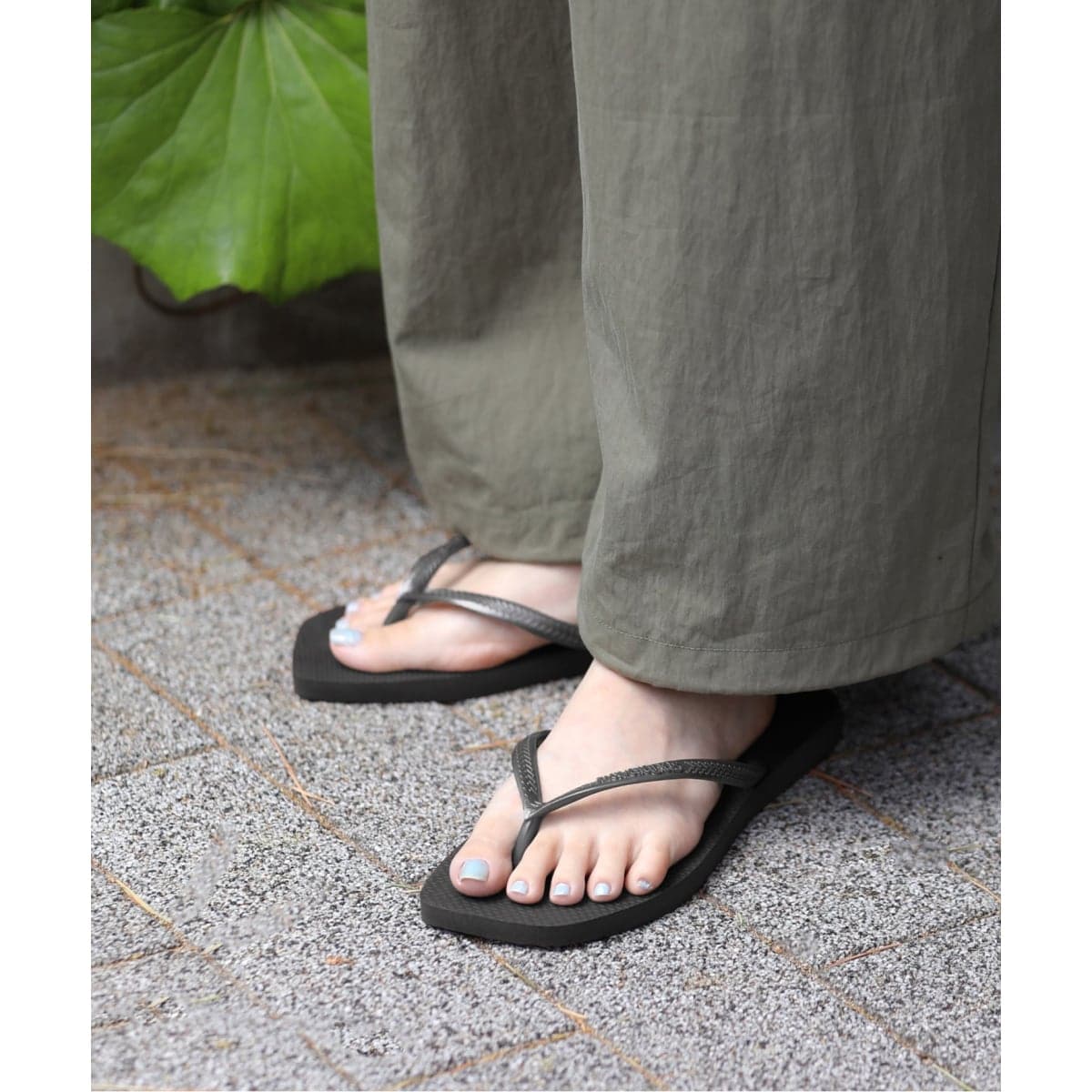 [�}���C]Havaianas/�n���C�A�i�X Slim Square �T���_�� SLIM SQUARE4 14/�X���[�u �C�G�i�iSLOBE IENA�j �u���b�N