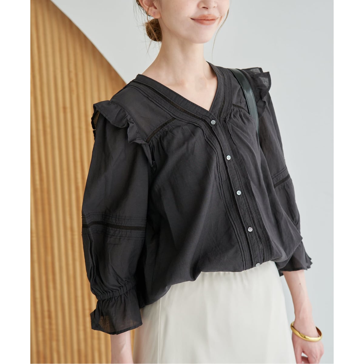 美品 Spick & Span コットンブラウス セール】コットンボイルフリル 