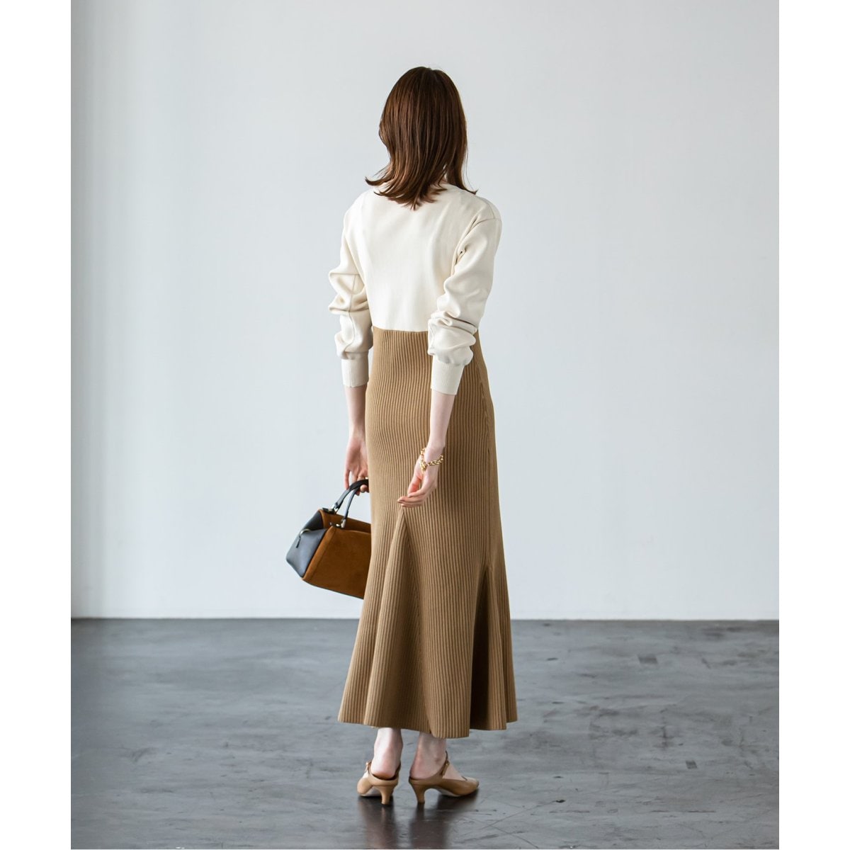 ラウンドネックバイカラーニットワンピース | ノーブル(Noble