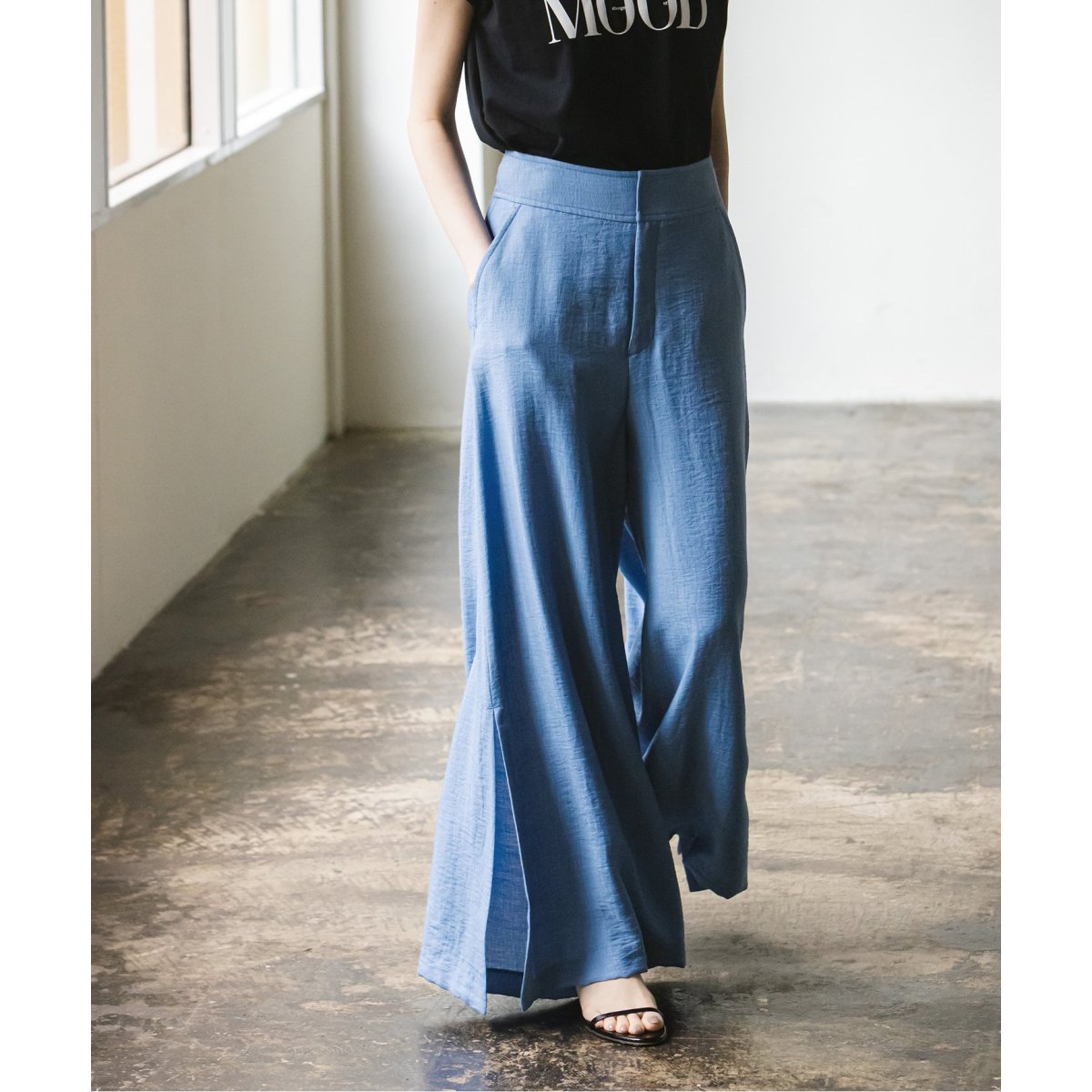 追加》ファジーリネンスリットフレアパンツ | ノーブル(Noble