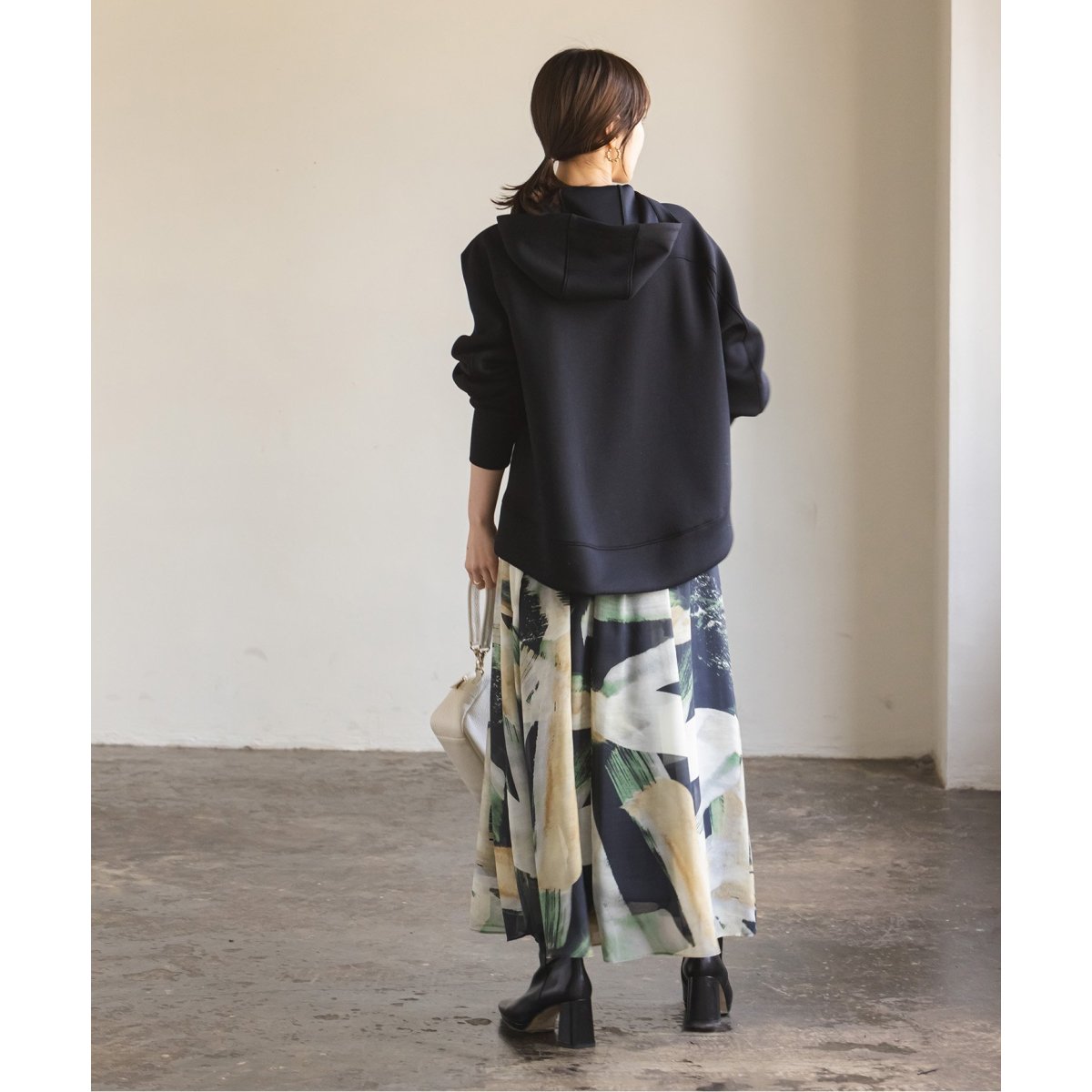 一部店舗、WEB限定》【RITA】NOBLE別注 BONDING HALF ZIP HOODIE