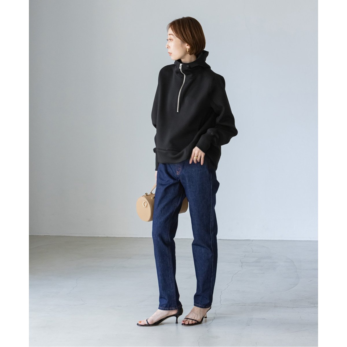 一部店舗、WEB限定》【RITA】NOBLE別注 BONDING HALF ZIP HOODIE