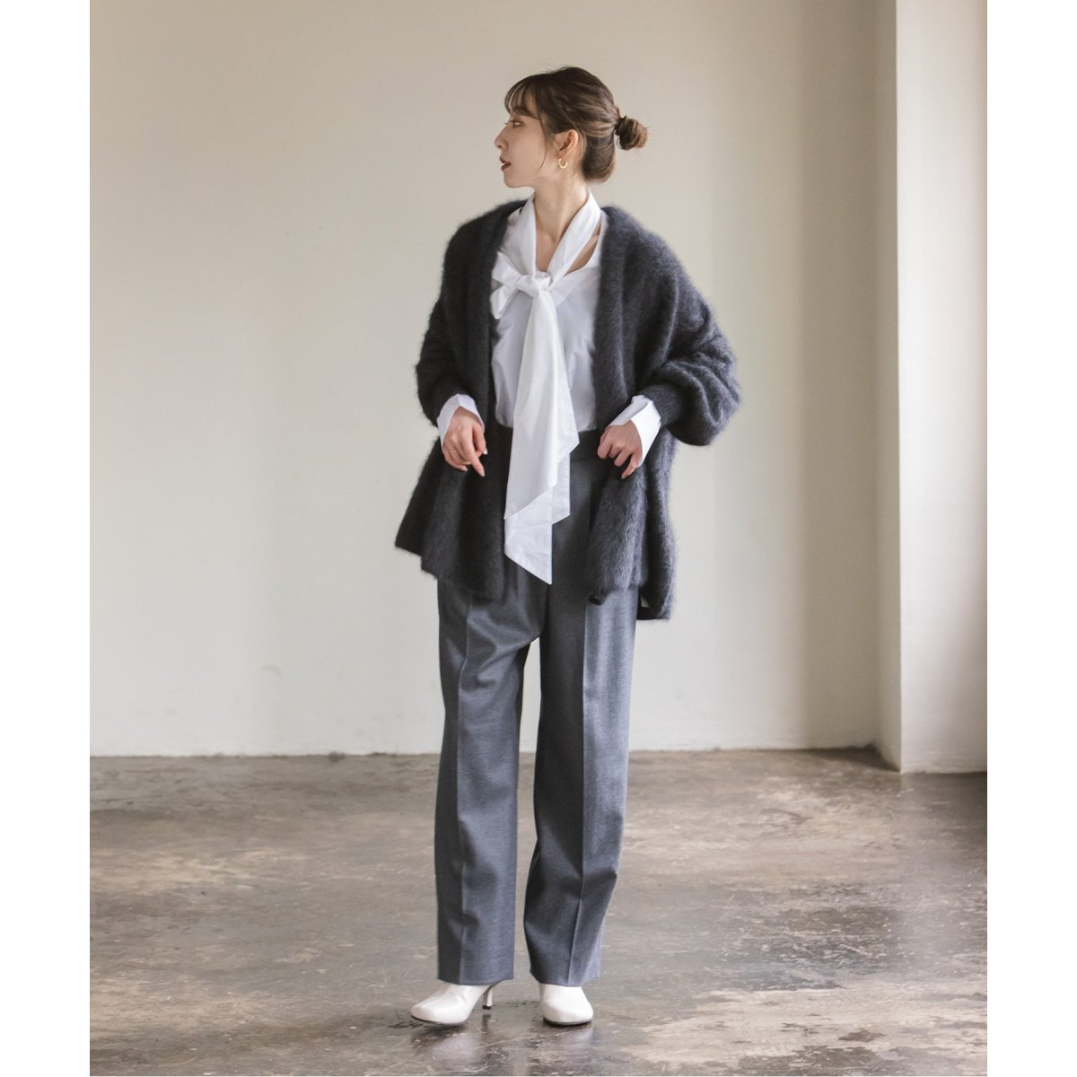 【美品】NOBLE　ビッグリボン2WAYブラウス　ボウタイ　シャツ　ホワイト 美品】NOBLE ビッグリボン2WAYブラウス ボウタイ シャツ