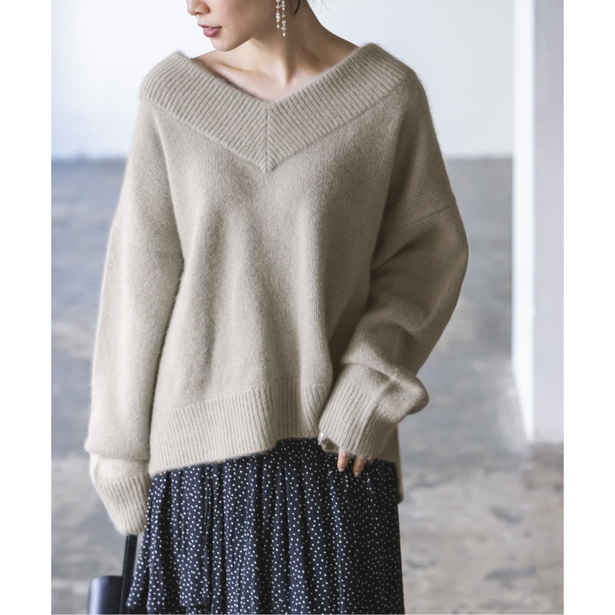 追加》YAKワイドVネックニット 2 | ノーブル(Noble) | マルイウェブ