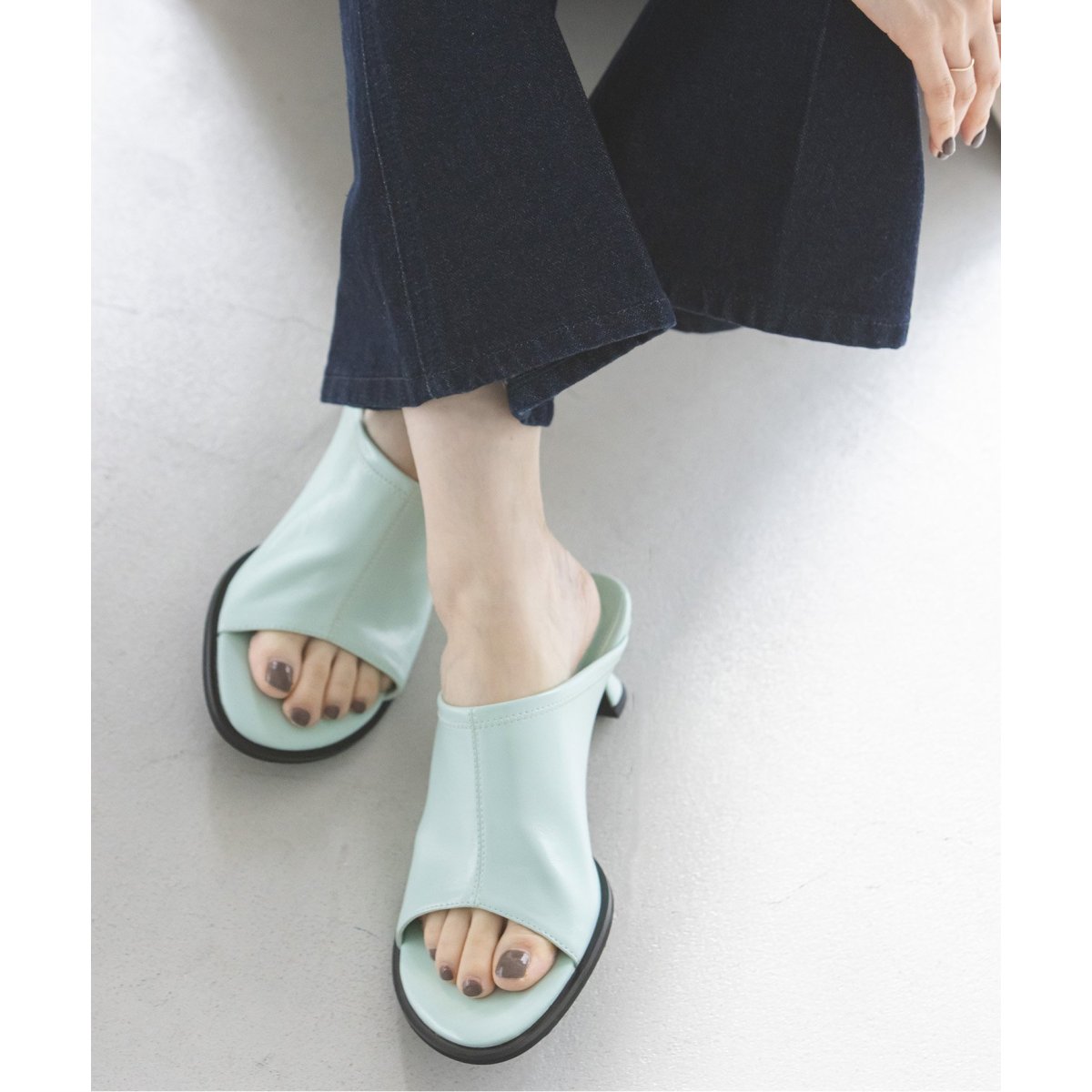 NOBLE【LE VERNIS】ストレッチミュール NOBLE【LE VERNIS】ストレッチミュール - メルカリ