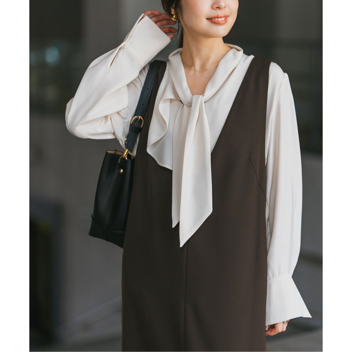 WEB限定追加》ロイヤルサテンボウタイブラウス 3 | ノーブル