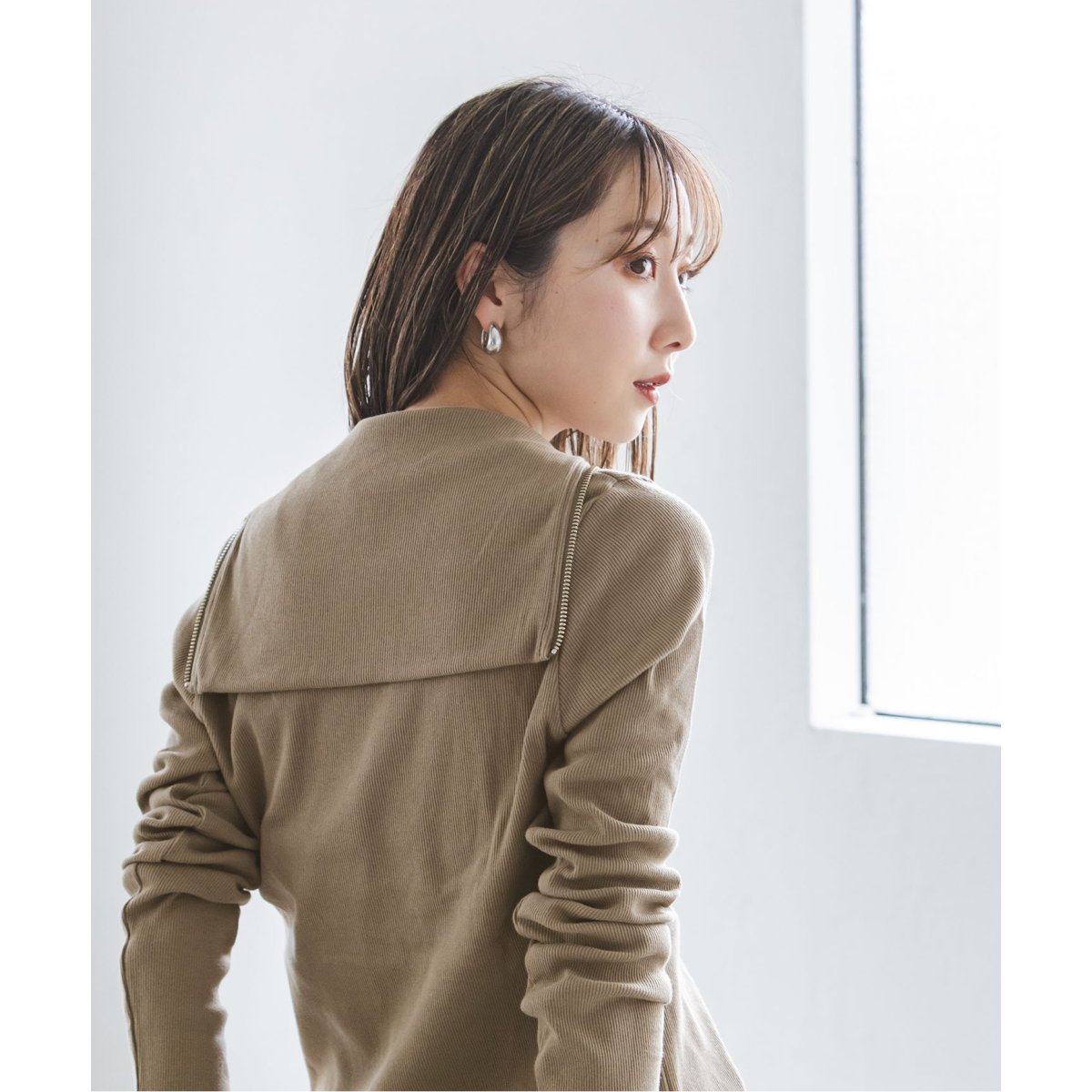 1度使用】NOBLE プロタゴニスタ ZIP ロングスリーブ