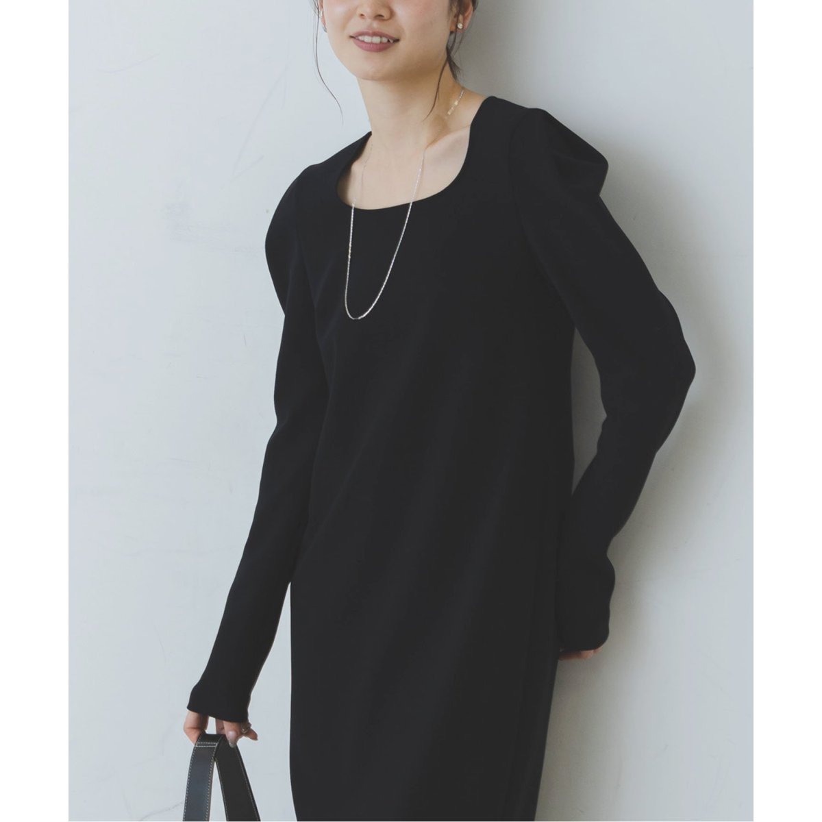 ニットライクジョーゼットショルダータックワンピース