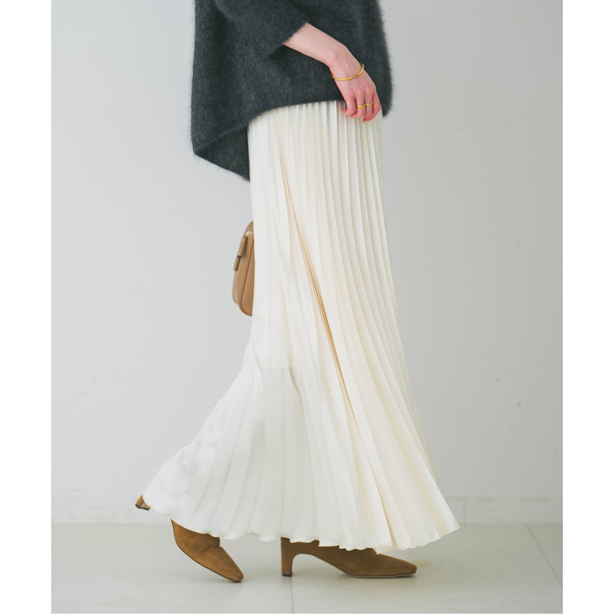 ブライトサテンアコーディオンプリーツスカート | ノーブル(Noble