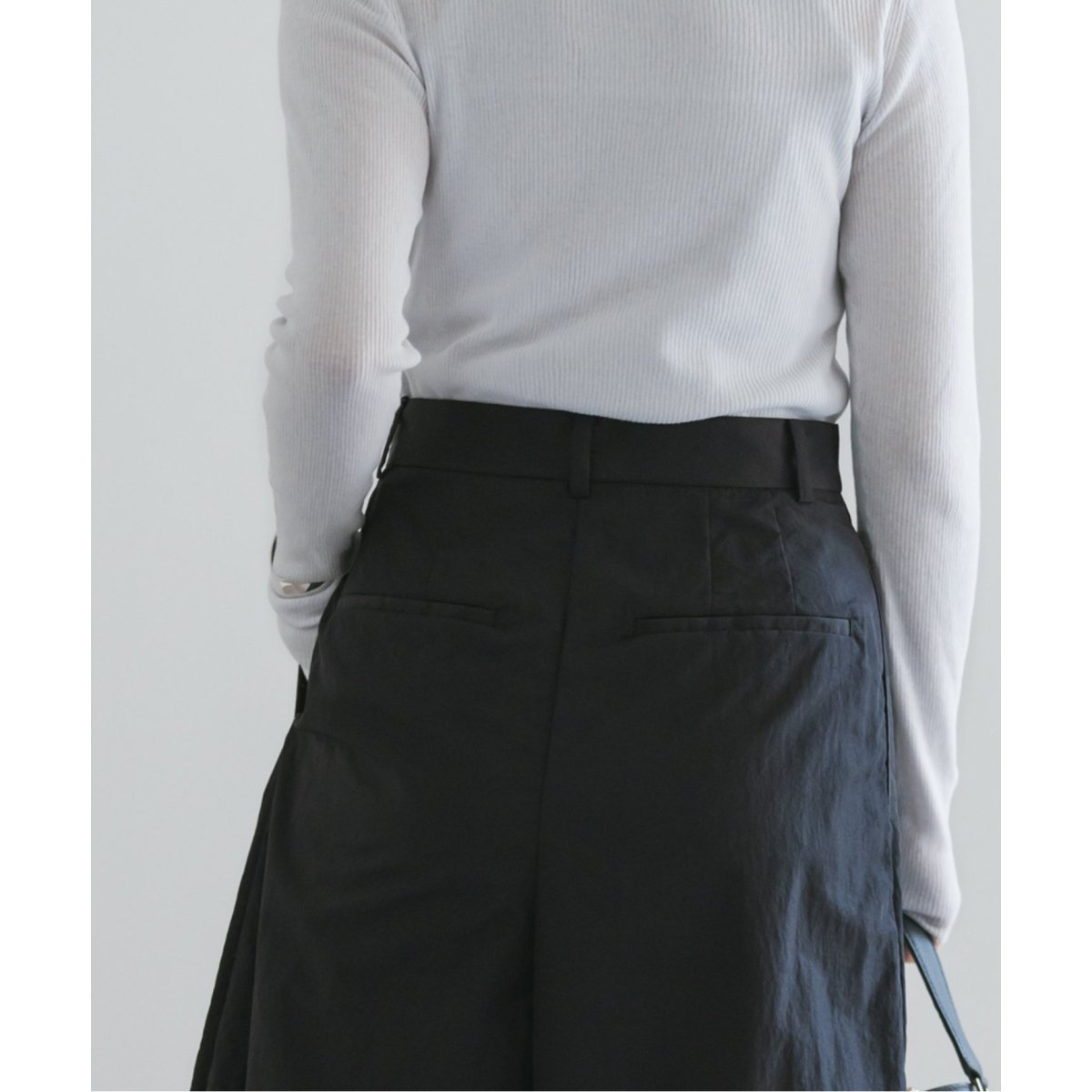 ナイロンタフタボリュームパンツ | ノーブル(Noble) | マルイウェブ