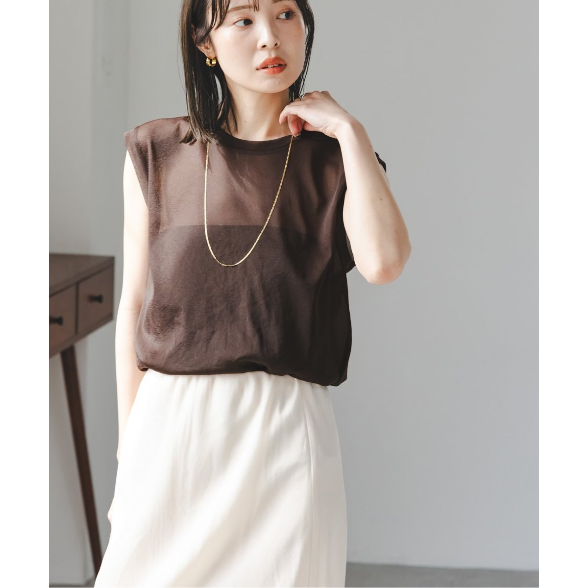 新品✨タグ付き　人気！ NOBLE ノーブル　チュールノースリーブ　黒　F 追加2》シアースキニーノースリーブトップス | ノーブル(Noble
