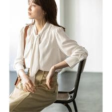 《WEB限定追加予約》ロイヤルサテンボウタイブラウス 4