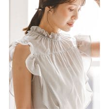 《追加4》【洗える】シャーリングフリルノースリブラウス