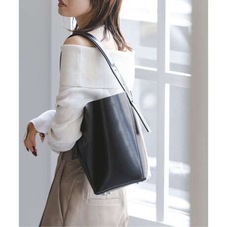 [^:25092250000130][J[iԁFMCB114ЃJ[F[J[J[ubN(001)FBLACKuE(020)FDKBROWNTCh̃obN|Cg̃oPc^obOB̂~[U[͎V[Y̐VfނƂȂtbVȊԂB傫Ȓ悢TCYɁAoPc^Ȃ̂ŉו̏o₷KBŃ_Ȉۂ^AX^COɃtBbgVv͓IBV[ŶēMyuQ/Ah~[N LIBER(iԍF25092250000130)MyuQ/Ah~[N ERIO(iԍF25092250000230)y&MyuQ /Ah~[NzhݏZ̃A[gfBN^[jbgfUCi[𖱂߂b̃obNuh&MyuQ (Ah~[N)BfUCƂẮuv Ag₷ƂẮu@\vA 2˔obORNV́A B[KU[gƂŃ^tŃCgȎpA A[gfBN^[jbgȂł͂̊\Ă܂B舵ɂẮAiɂĂi\łmFB̏íANOBLEł̎舵ɂȂ܂BړX܂ւ₢킹̍ۂNOBLEX܂ւ肢v܂BƖ̊֌WɂAۂFČꍇ܂B܂p\REX}[gtHȂǂ̊ɂA኱iƉ摜̃J[قȂꍇ܂Bi̐F́AiAbv摜QƂB