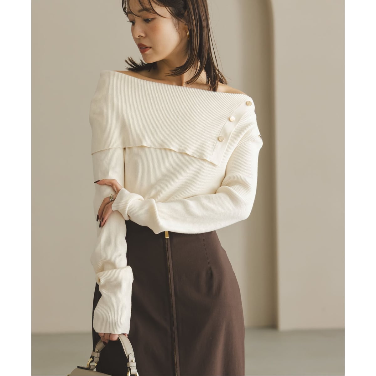 スピックアンドスパン　カシミヤエンブロイダリーニット　HOPE刺繍　レッド Spick & Span｜スピック アンド スパンのニット/セーター