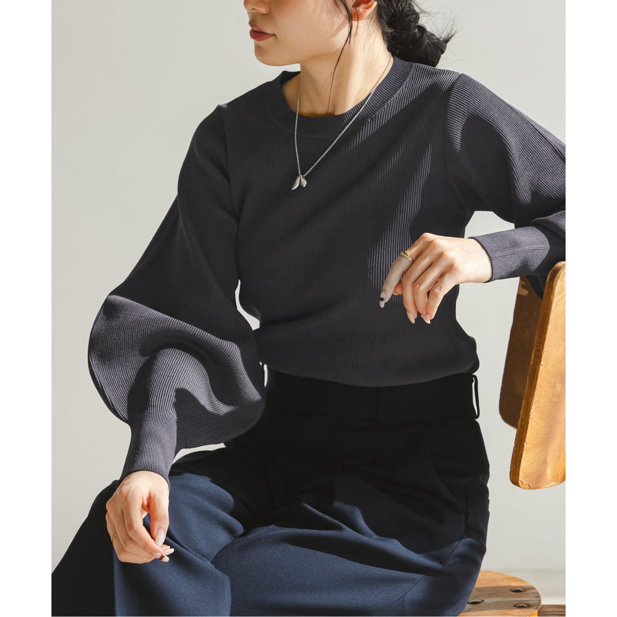 ファインメリノウールVネックニット | ノーブル(Noble) | マルイウェブ