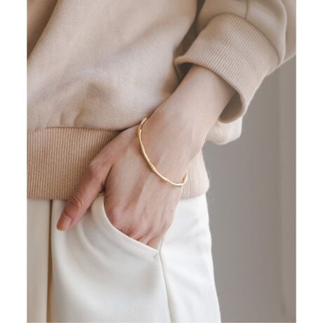 [^:25091250004030][J[iԁFBBAMBOU/MINI/O/CЃJ[F[J[J[S[h(090)F081|CXs[V𓾂ČݕɃAWuXbgBoO̗[ɂ͓̂A}]iC|CgɂȂĂ܂BPig瑼̃ANZT[Ƃ̏d˕t߂łBV[ŶēGas Bijoux/KX rW[ }U[Iup[t[vsAX(iԍF25091250004230)Gas Bijoux/KX rW[ }U[Iup[uXbg(iԍF25091250004130)Gas Bijoux/KX rW[ ou[uXbg(iԍF25091250004030)Gas Bijoux/KX rW[ A~p[sAX(iԍF25091250003930)yGas Bijoux(KX rW[)z앧̃][gnATgẙCӂ1969NɑnƂ Gas BijouxiKXErW[jBN₩ȃJ[Ƌz͂Ɉꂽ{w~AȃGbW̌WG[́A}ZC̋ȕɈʒuAgGŁA_ƂŐ삳Ă܂B̃CXs[VƂȂĂ̂́AnƎ Andr? Gas ̃AtJւ̗BS[hVo[̑@ׂȈӏɁAtFU[NH[cA}U[Iup[Ȃǂ̑؂₩ɂ΂߂Ă܂B舵ɂẮAiɂĂi\łmFB̏íANOBLEł̎舵ɂȂ܂BړX܂ւ₢킹̍ۂNOBLEX܂ւ肢v܂BƖ̊֌WɂAۂFČꍇ܂B܂p\REX}[gtHȂǂ̊ɂA኱iƉ摜̃J[قȂꍇ܂Bi̐F́AiAbv摜QƂB