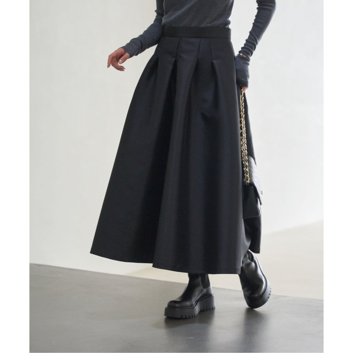 ブライトサテンアコーディオンプリーツスカート | ノーブル(Noble