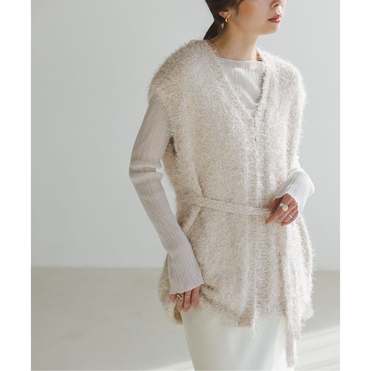 NOBLE ELENI×THENIMEデコルテトップス　ホワイト ELENI×THENIMEデコルテトップス | ノーブル(Noble) | マルイウェブチャネル