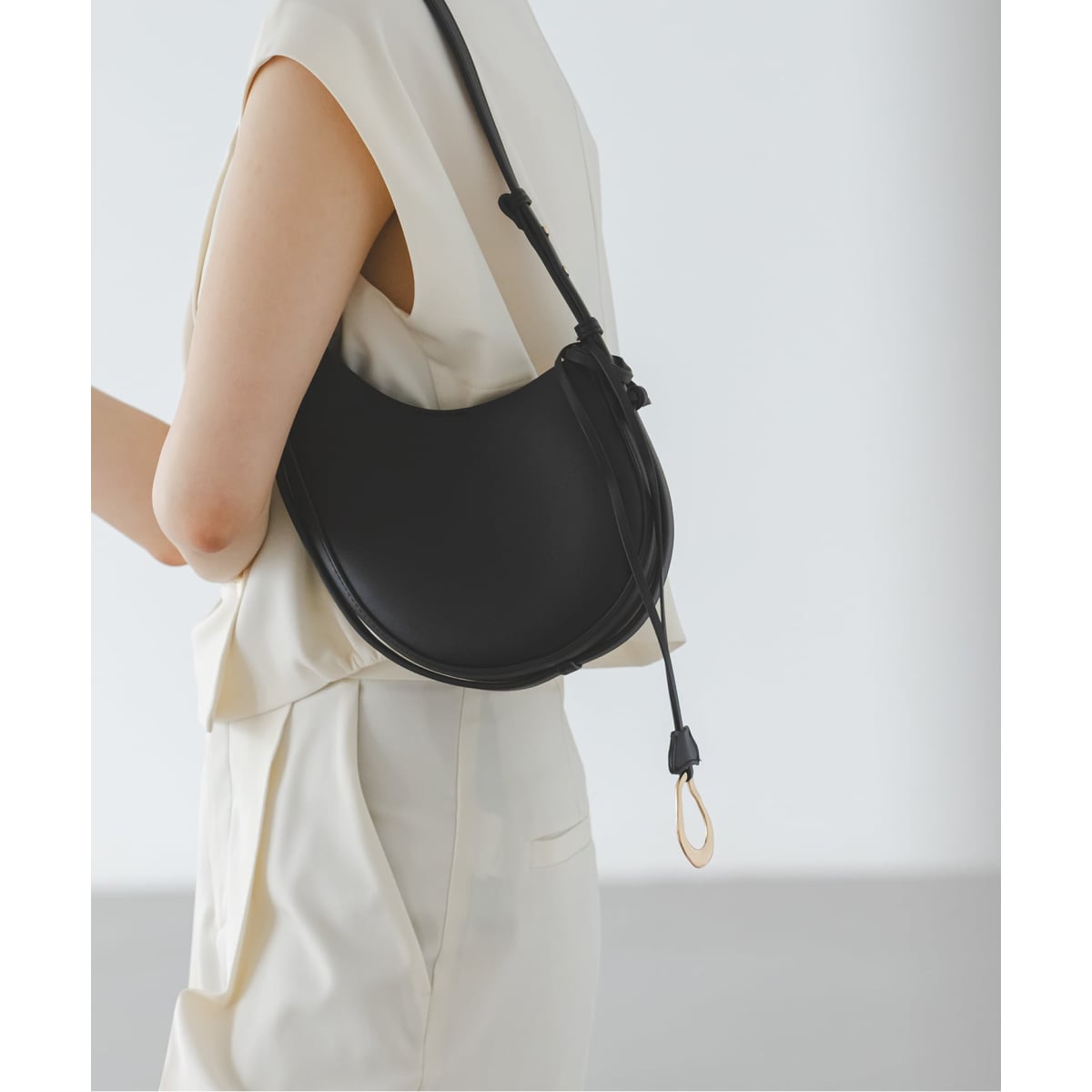 LE VERNIS/ルベル二 Poire mini shoulder | ノーブル(Noble) | マルイ 