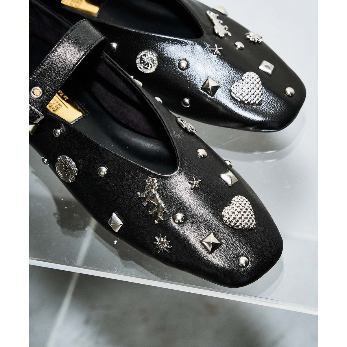 GRISEレザーEDGEマルチスタッズメリージェーン | ルタロン(LE