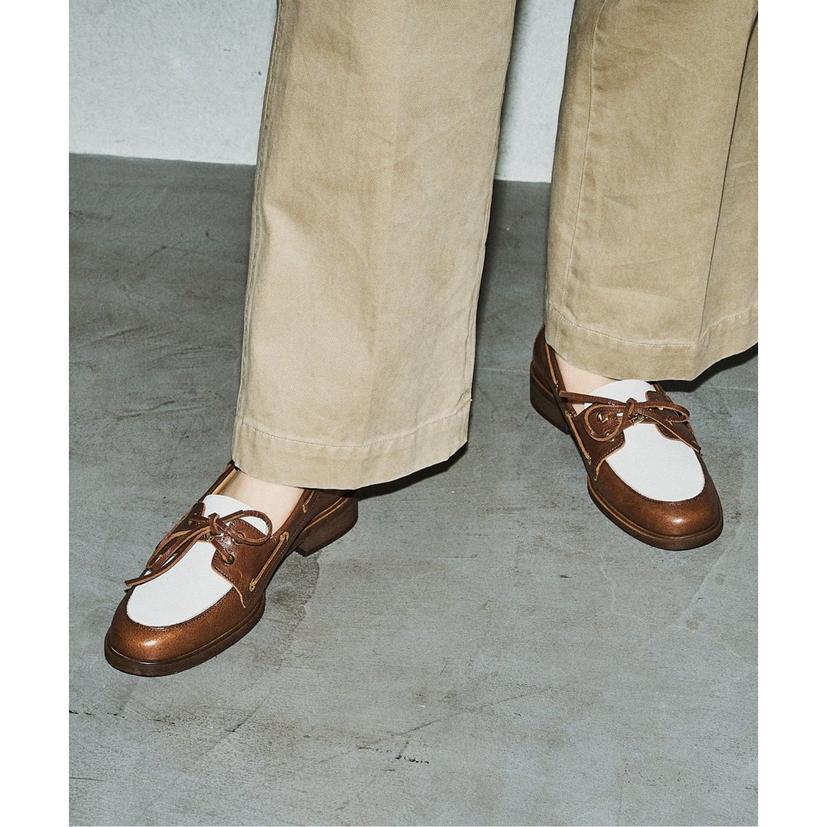 GRISEレザーデッキシューズ | ルタロン(LE TALON) | マルイウェブチャネル